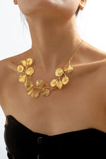 Elegant Leaves Necklace