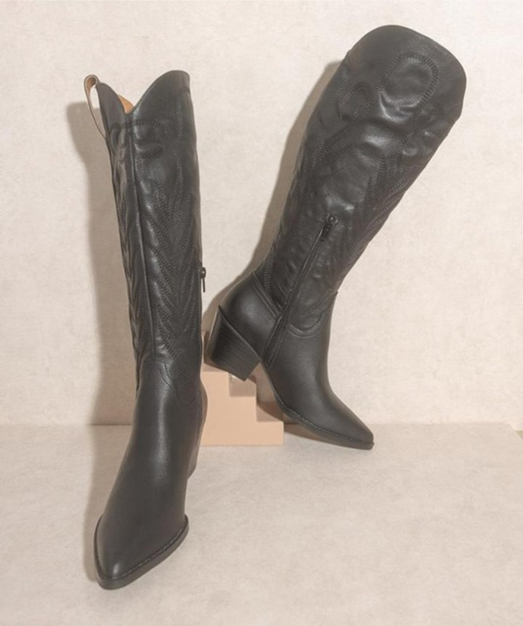 Basic Cowgirl Boots (Black)